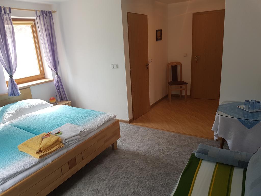 Rekreacna Chata Luna Liptovská Sielnica Exterior photo